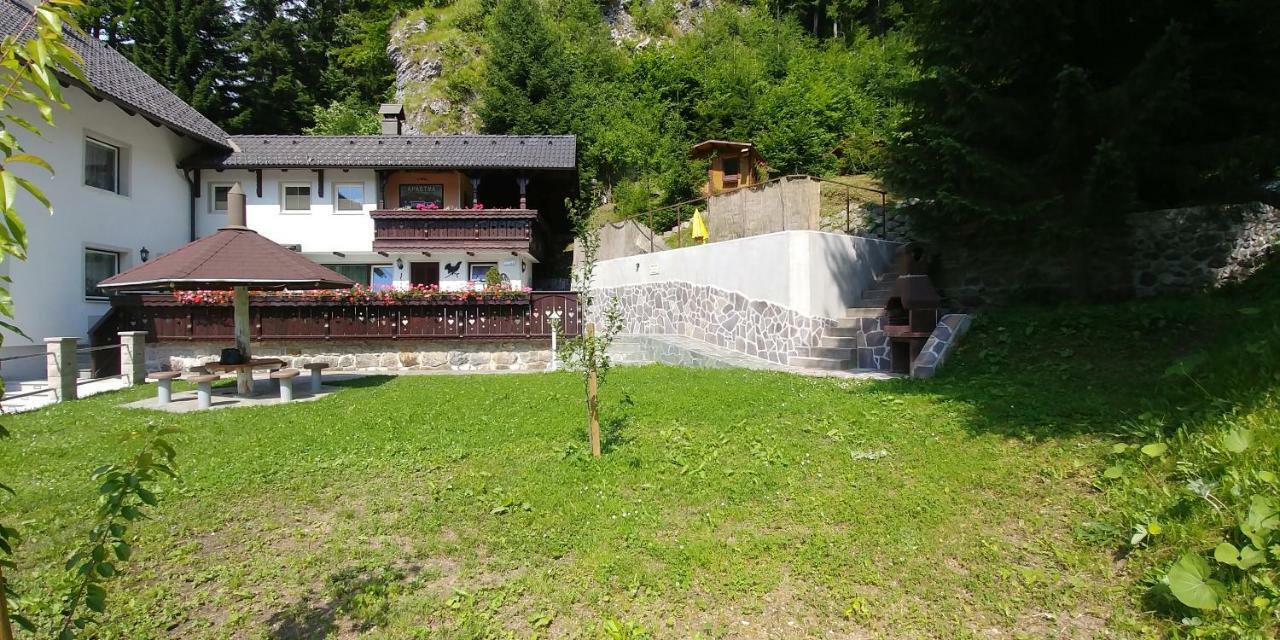 Apartment Tarman Jesenice Esterno foto