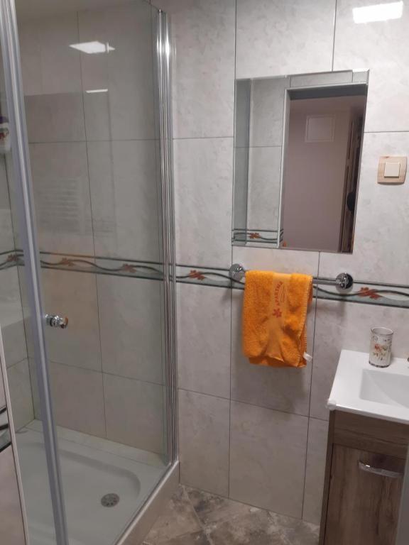 Apartment Tarman Jesenice Esterno foto