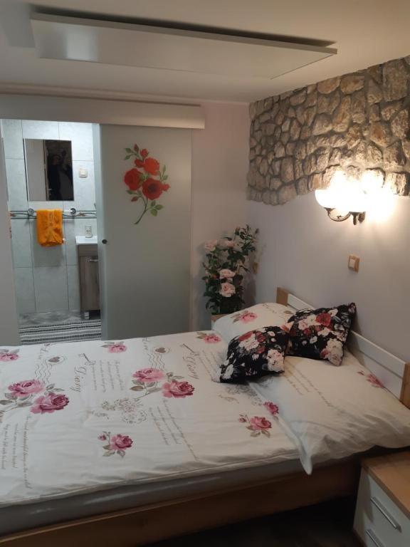 Apartment Tarman Jesenice Esterno foto